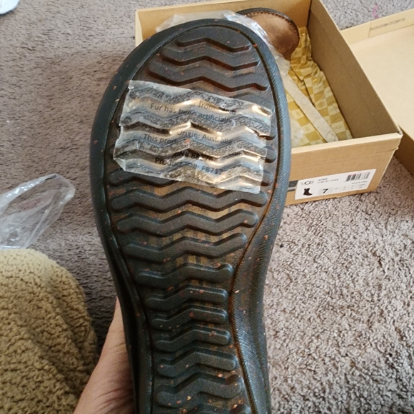 UGG Women's Brown Kona Boots - Picture 2 of 5